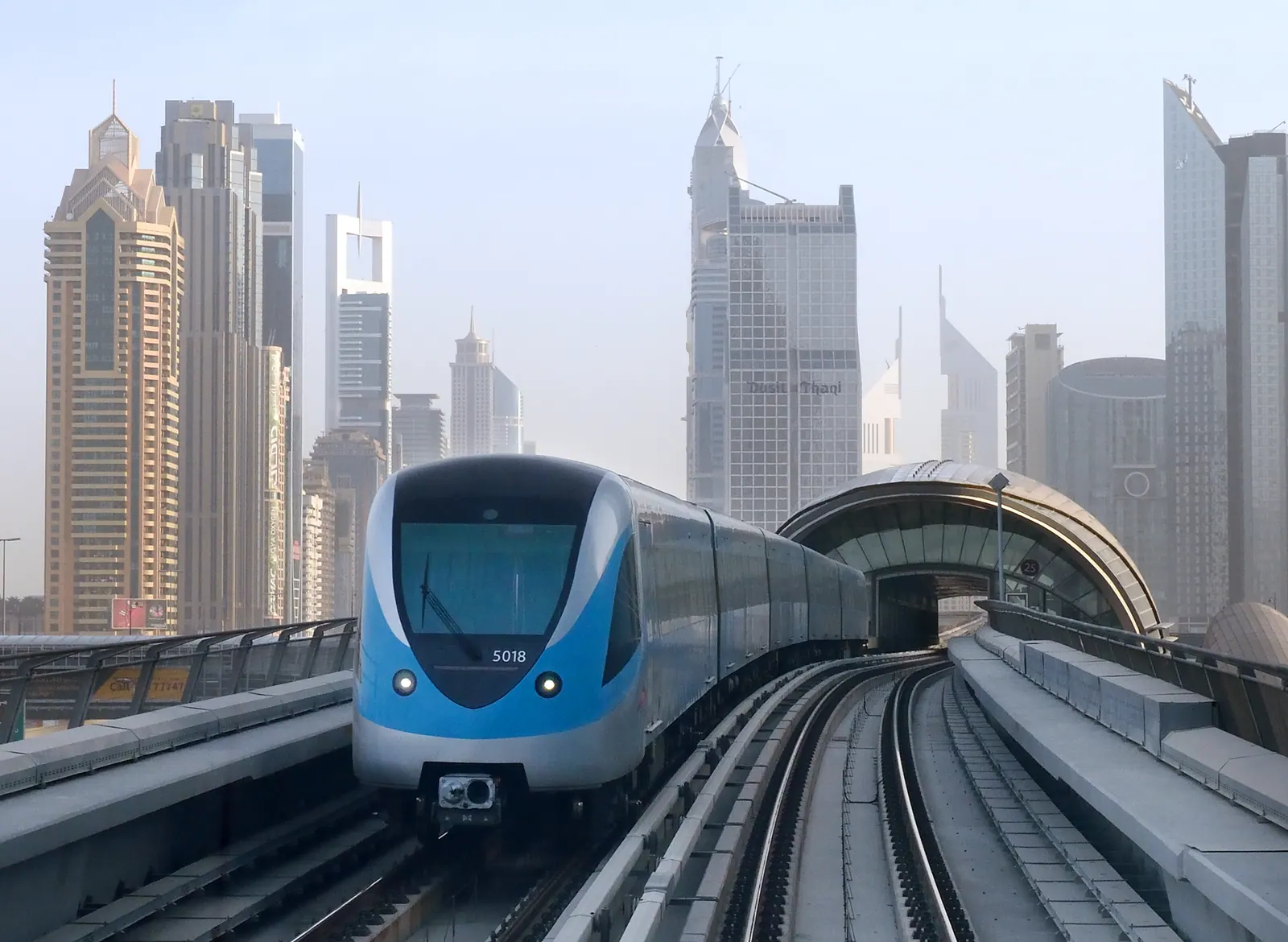 Affordable Dubai city walk viewpoint